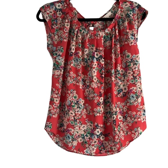 LC Lauren Conrad Tops - LC Lauren Conrad Coal Pink Floral Blouse Women’s XS Flutter Sleeve Round Neck